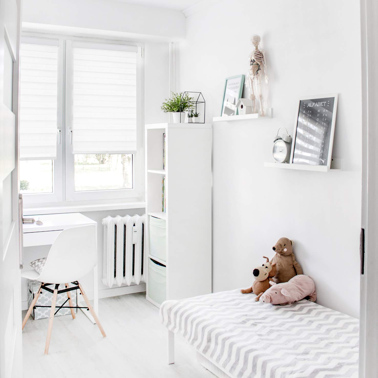 Zebra Shade Cordless, Dual Mode, Lets Light in and Blocks Light out